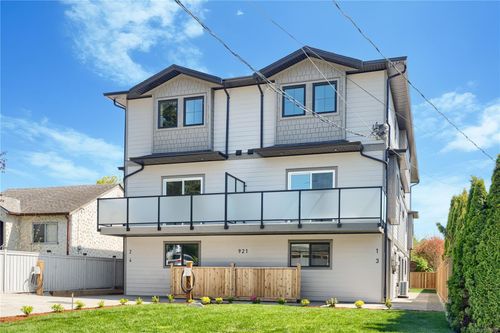 3-921 Dale St, Victoria, BC, V8X2V9 | Card Image