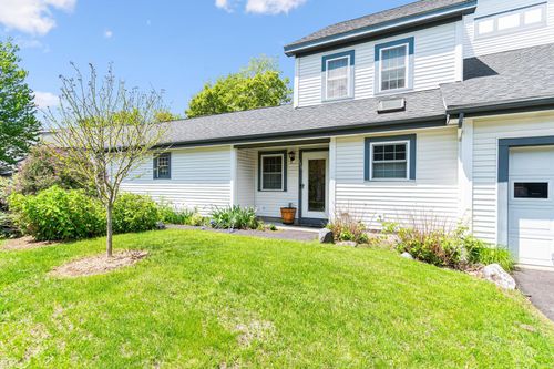 170 Hayes Ave, South Burlington, VT, 05403-6738 | Card Image