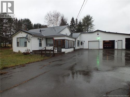 {{alt}} | Card Image