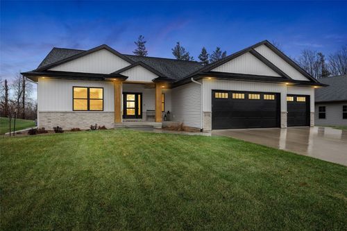 3122 Timber Ridge Dr, Cedar Rapids, IA, 52403 | Card Image