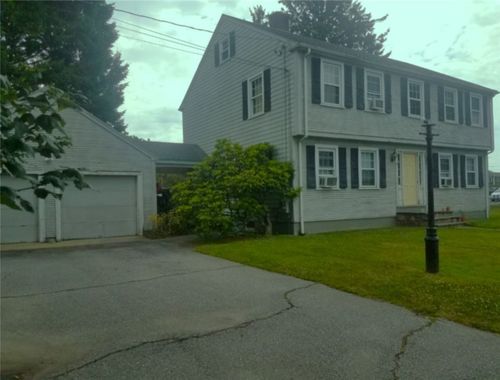 426 Metacom Ave, Bristol, RI, 02809-5144 | Card Image