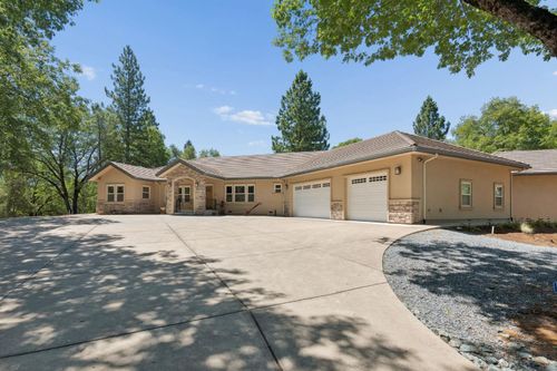 7670 Sly Park Rd, Placerville, CA, 95667-8135 | Card Image