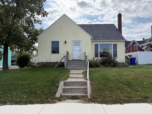 755 Chestnut St, Dawson, MN, 56232-2223 | Card Image