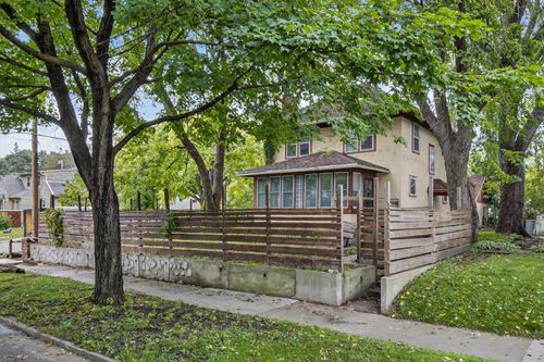 955 4th Ave Se, Rochester, MN, 55904-5083 | Card Image