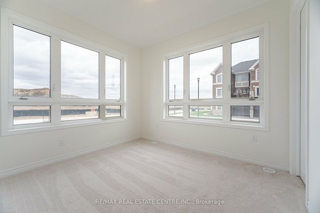 3370 Promenade Thunderbird, House attached with 4 bedrooms, 4 bathrooms and 1 parking in Pickering ON | Image 35