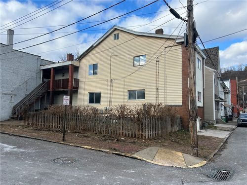 412 Short Canal St, Sharpsburg, PA, 15215-2129 | Card Image