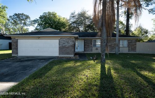 147 Knight Boxx Rd, Middleburg, FL, 32068-3910 | Card Image