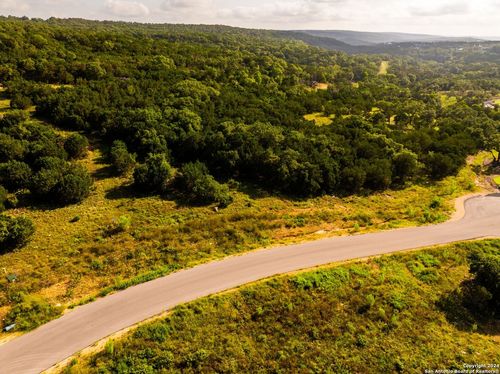 382 Cloudveil, New Braunfels, TX, 78132-3076 | Card Image