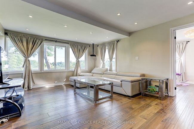 2 Preston Ave, House other with 7 bedrooms, 6 bathrooms and 6 parking in Stouffville ON | Image 8