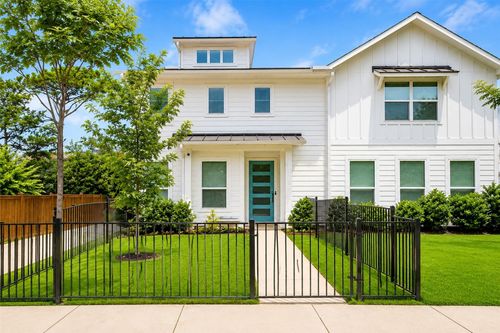 228 Sunset Ln, Fort Worth, TX, 76114-4327 | Card Image