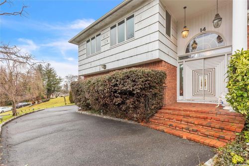 14 Gay Dr, Kings Point, NY, 11024-1462 | Card Image