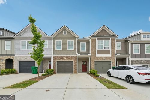 5811 Calle Vista Dr, Lithonia, GA, 30058-3603 | Card Image