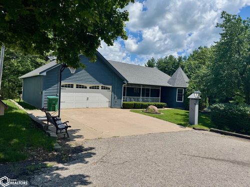303 Pineridge St, Bloomfield, IA, 52537 | Card Image