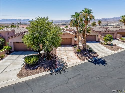 1109 Legends Dr, Bullhead City, AZ, 86429-5906 | Card Image