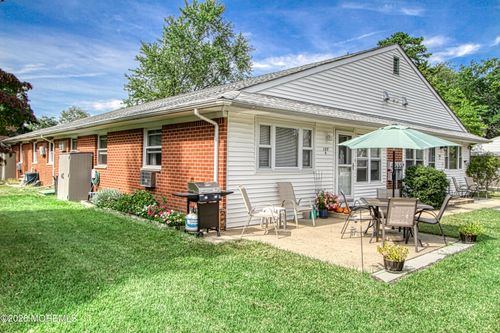185 D Laurel Pl, Whiting, NJ, 08759-3078 | Card Image