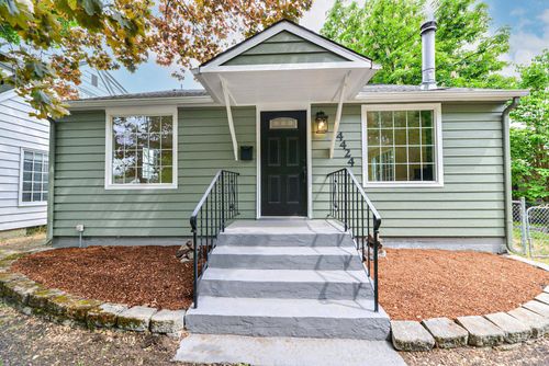 4424 N Hawthorne St, Spokane, WA, 99205-1342 | Card Image