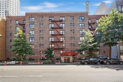 5H - 1420 York Avenue, Condo with 1 bedrooms, 1 bathrooms and null parking in New York NY | Image 1