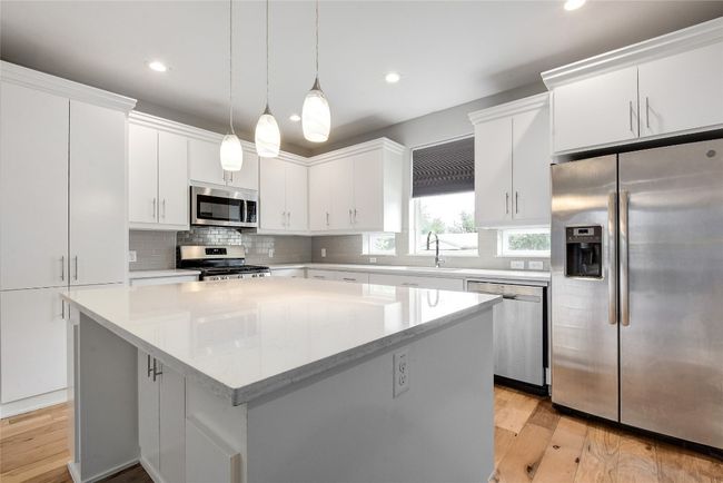 B - 4005 Clawson Rd, Condo with 3 bedrooms, 3 bathrooms and 4 parking in Austin TX | Image 5