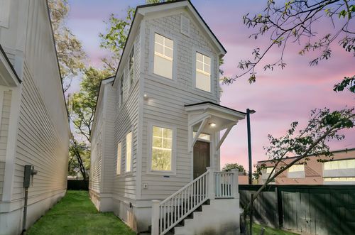 11 Lapps Ct, Charleston, SC, 29403-5611 | Card Image