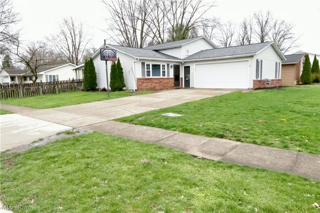 1001 Plymouth Dr, House other with 4 bedrooms, 2 bathrooms and null parking in Grafton OH | Image 27