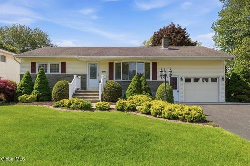 1117 Day Rd, Schenectady, NY, 12303-3364 | Card Image
