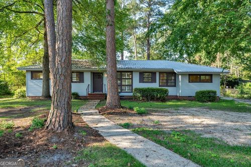 718 E 22nd Ave, Cordele, GA, 31015-1956 | Card Image
