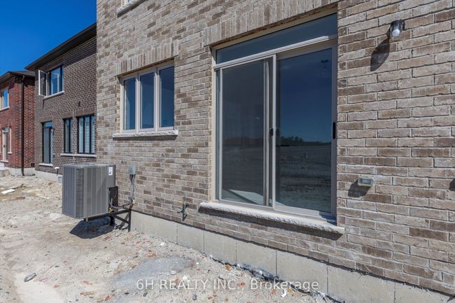 329 O'toole Crescent, House other with 6 bedrooms, 4 bathrooms and 2 parking in Selwyn ON | Image 47