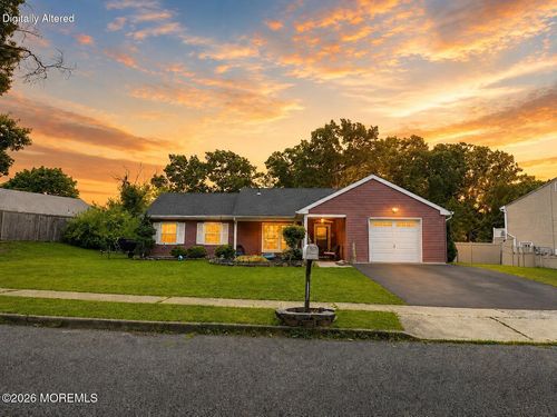 28 Aspen Cir, Barnegat, NJ, 08005-2018 | Card Image