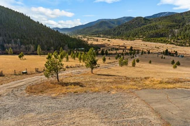 149 Bear Gulch Rd, House other with 3 bedrooms, 4 bathrooms and null parking in Basin MT | Image 52