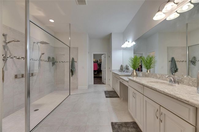 Master bath | Image 35