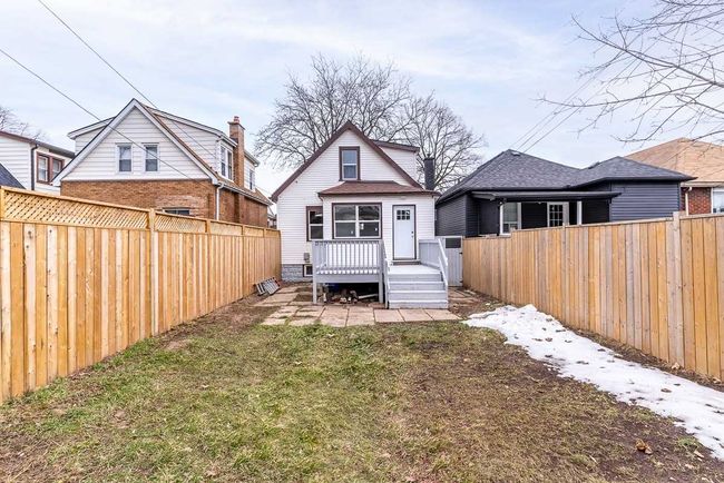 139 Tragina Ave N, House other with 3 bedrooms, 1 bathrooms and null parking in Hamilton ON | Image 23