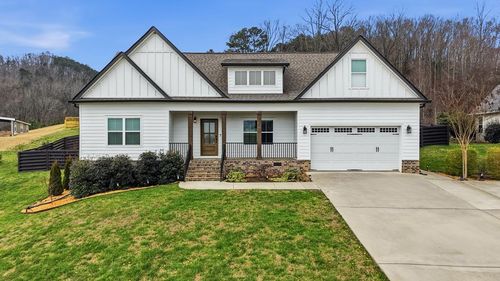 315 Windy Hill Dr, Rocky Face, GA, 30740-8835 | Card Image