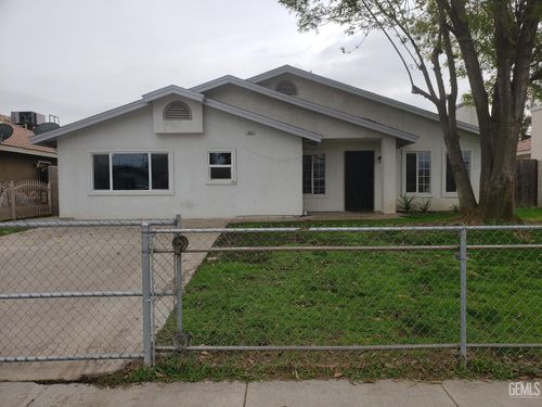 285 E Ash Avenue, Shafter, CA, 93263 | Card Image