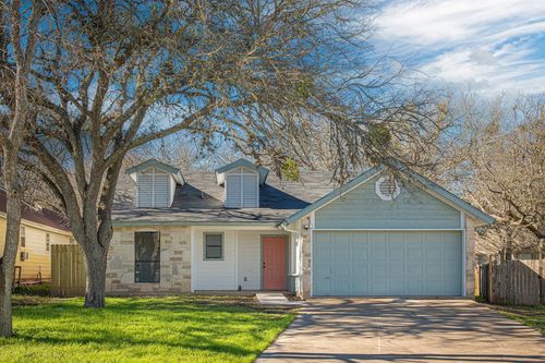 106 N Mockingbird Circle, Cedar Creek, TX, 78612 | Card Image