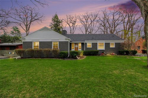 330 Cole Rd, Monroe, MI, 48162-4107 | Card Image