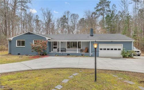 5616 Willow Lake Rd, Chesapeake, VA, 23321-1231 | Card Image