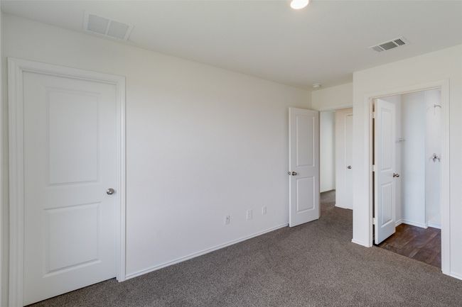 175 Safflower Dr, House other with 3 bedrooms, 3 bathrooms and null parking in Uhland TX | Image 13