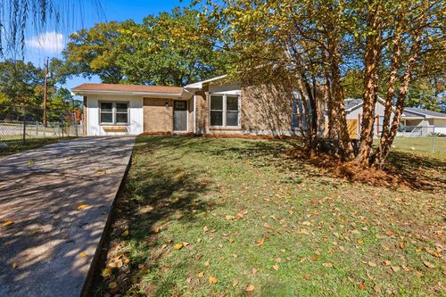 6215 Parker Dr, Columbus, GA, 31907-1441 | Card Image