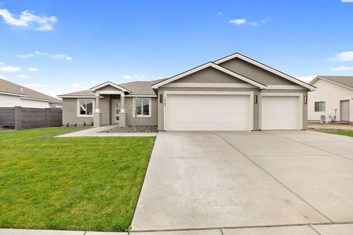 10709 Kokanee Dr, Pasco, WA, 99301 | Card Image