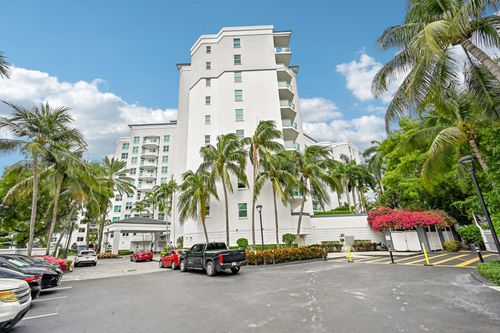 b206-550 Se Mizner Blvd, Boca Raton, FL, 33432-5581 | Card Image