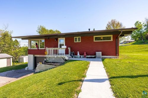 1724 Fern Ave, Duluth, MN, 55811-2107 | Card Image