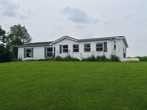 8088 Vernon Rd, Clare, MI, 48617-9129 | Card Image