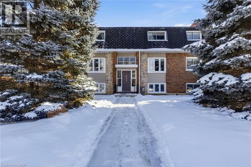 24-233 Westminster Dr S, Cambridge, ON, N3H1T2 | Card Image