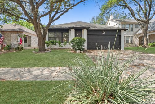 3909 Davenport, Schertz, TX, 78154-2505 | Card Image