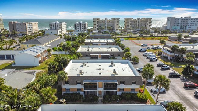11206 - 2700 N Highway A1a, Condo with 2 bedrooms, 2 bathrooms and null parking in Indialantic FL | Image 28