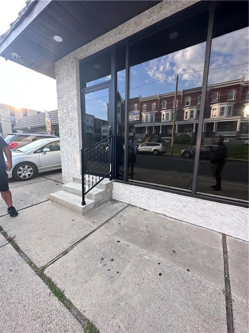 1417-1417 Chew St, Allentown, PA, 18102-3642 | Card Image
