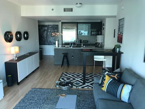apt-3403-500 Brickell Ave, Miami, FL, 33131-2587 | Card Image