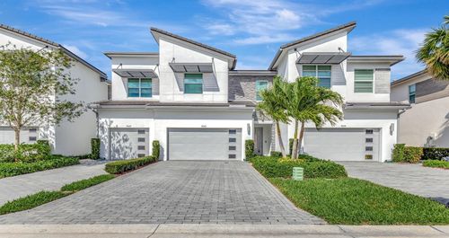 9043 Kingsmoor Way, Lake Worth, FL, 33467-5668 | Card Image