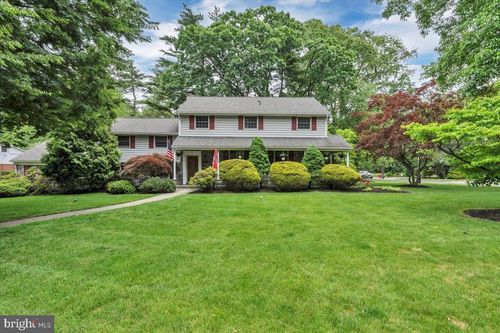 1 Birchall Dr, HADDONFIELD, NJ, 08033-2709 | Card Image