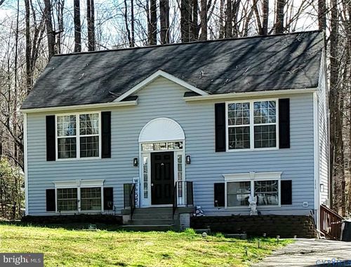 111 Ackerman Ln, RUTHER GLEN, VA, 22546-1308 | Card Image